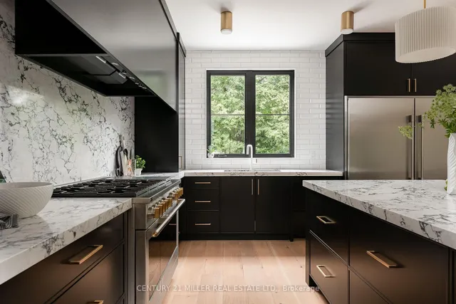 Additional image 19 of 935 Harvey Pl