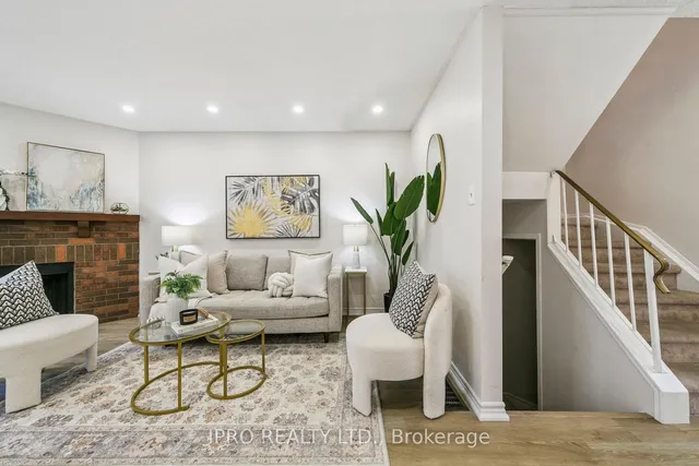 Additional image 31 of 3455 Caplan Cres Unit 3