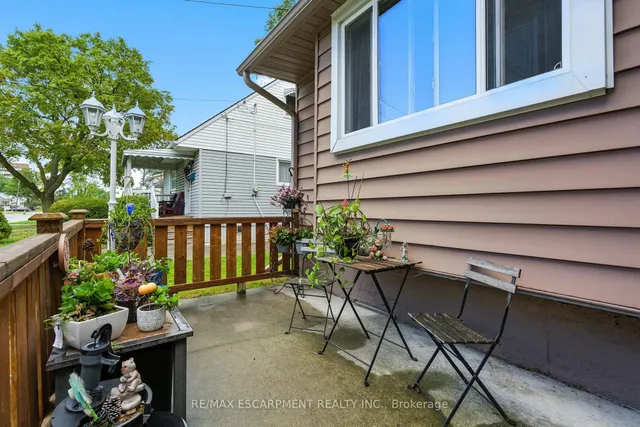 Additional image 41 of 172 Adair Ave