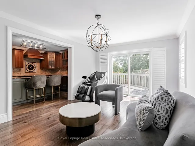 Additional image 12 of 35 Glenmanor Dr