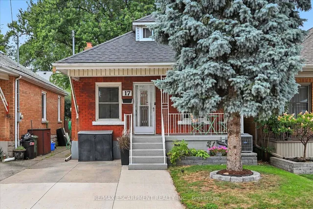 17 Cameron Ave