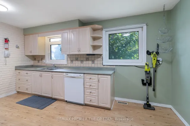 Additional image 7 of 6 Larkfield Rd