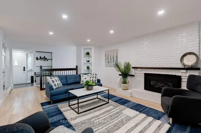 Additional image 9 of 636 WEST OVAL Dr