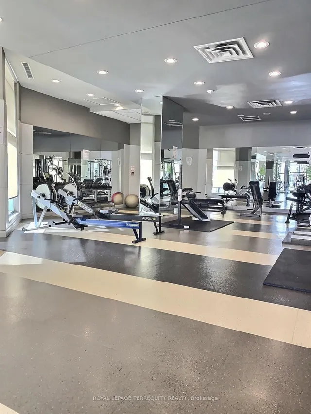 Additional image 25 of 228 Queens Quay Unit 1112