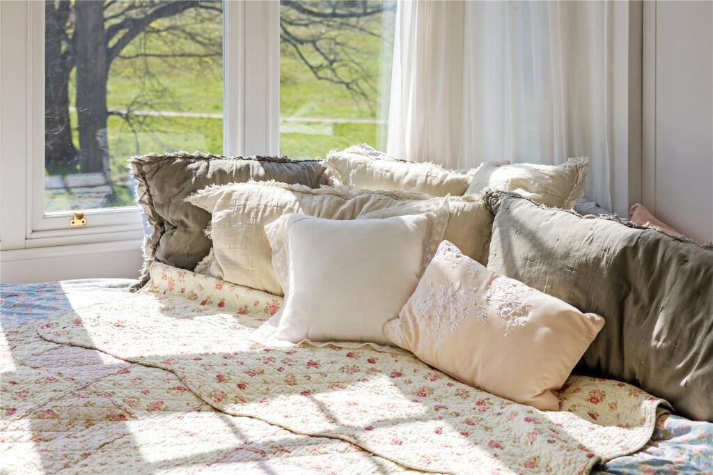 Additional image 10 of Southdown Road, Harpenden, Hertfordshire, AL5