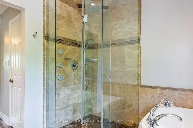 Additional image 27 of 2421 Susquehanna Crt