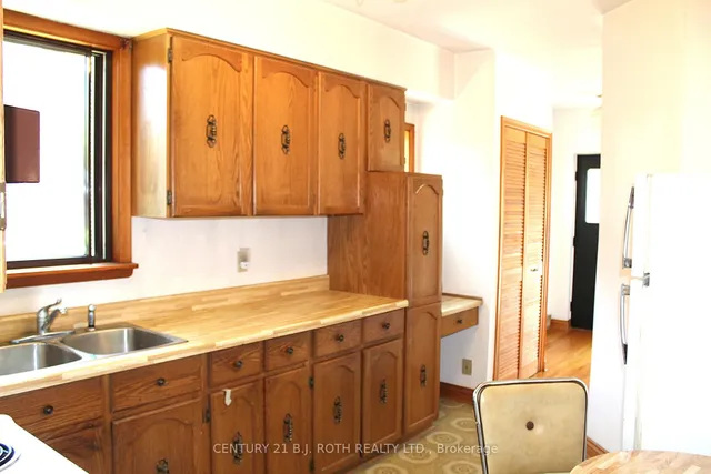 Additional image 10 of 5 Twentieth St