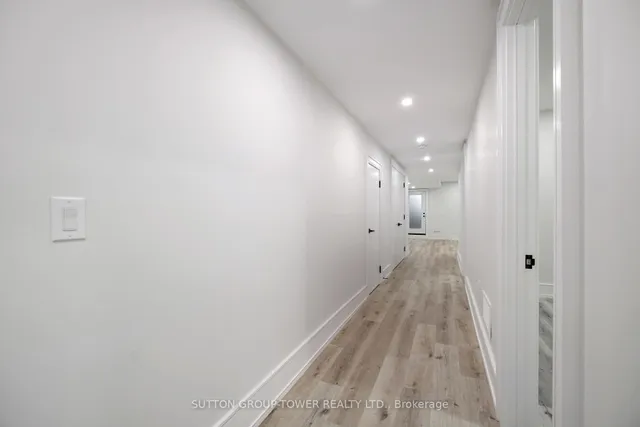 Additional image 27 of 48 Silverthorn Ave