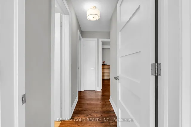 Additional image 23 of 52 Paradelle Cres