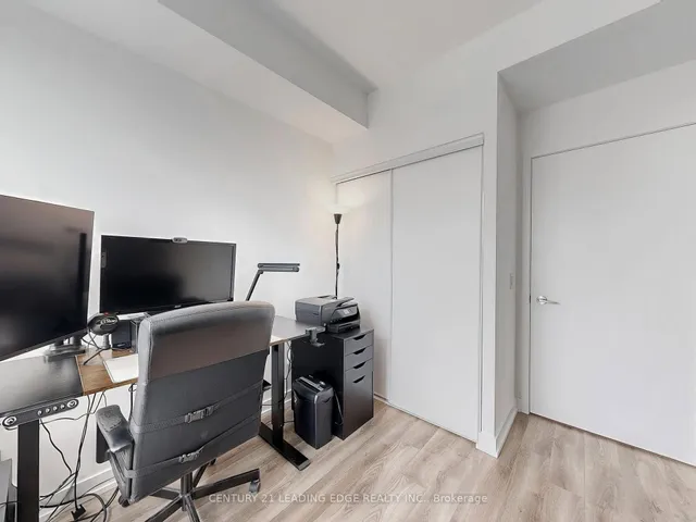 Additional image 19 of 20 Edward St Unit 2403