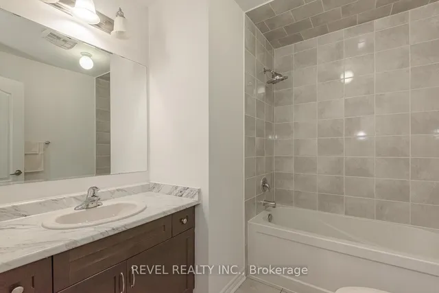 Additional image 21 of 9 Lothbury Dr