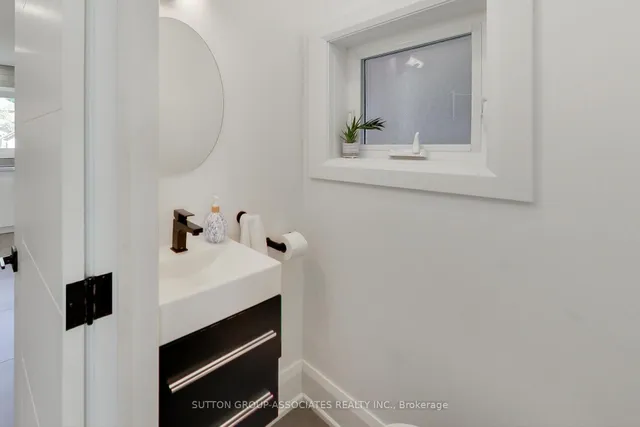 Additional image 21 of 143 Pinewood Ave