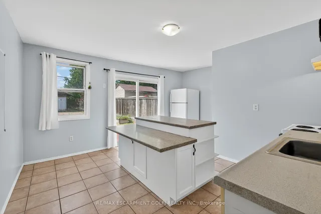 Additional image 5 of 111 Hillyard St