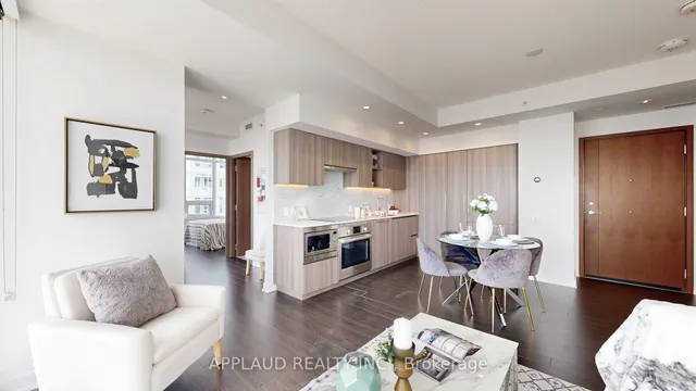 Additional image 8 of 17 Bathurst St Unit 3302