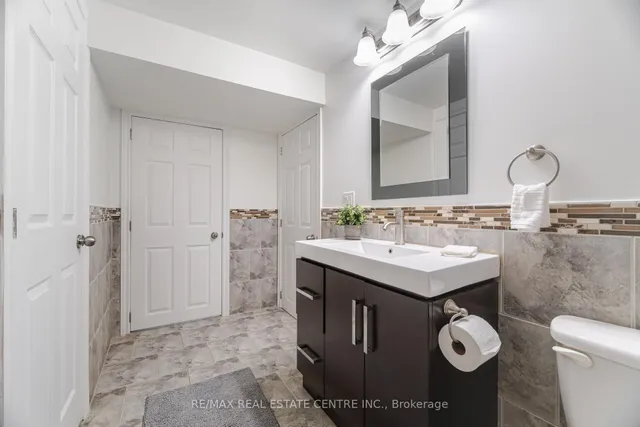 Additional image 32 of 166 Terrace Dr