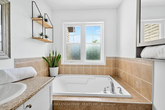 Additional image 23 of 161 Nisbet Blvd