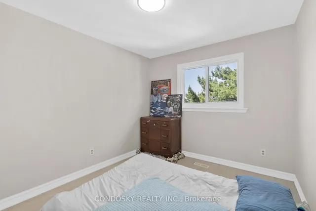 Additional image 28 of 42 Village Crt