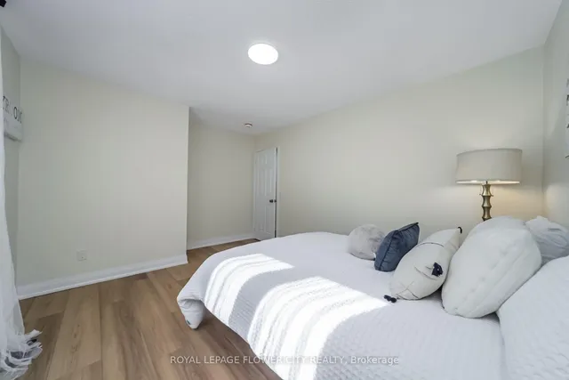 Additional image 31 of 4 Natalie Crt