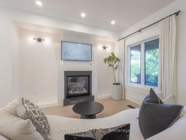 Additional image 4 of 92 Dagmar Ave