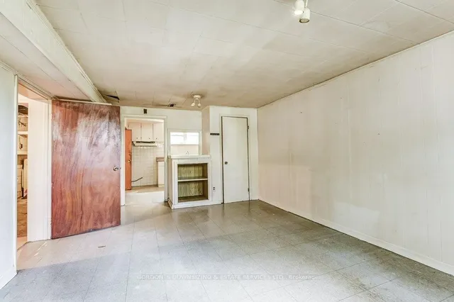 Additional image 35 of 97 Mc Roberts Ave