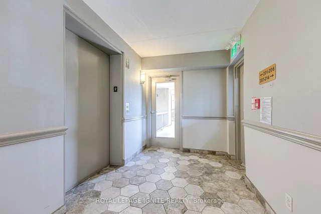 Additional image 4 of 1820 Walkers Line Unit 211