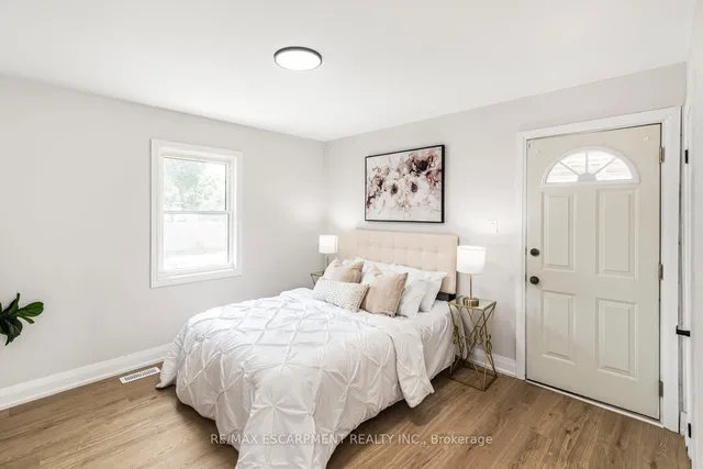 Additional image 24 of 237 Adair Ave