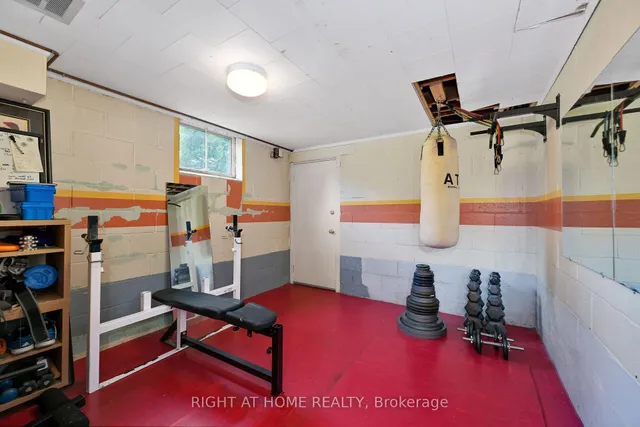 Additional image 37 of 655 Gayne Blvd