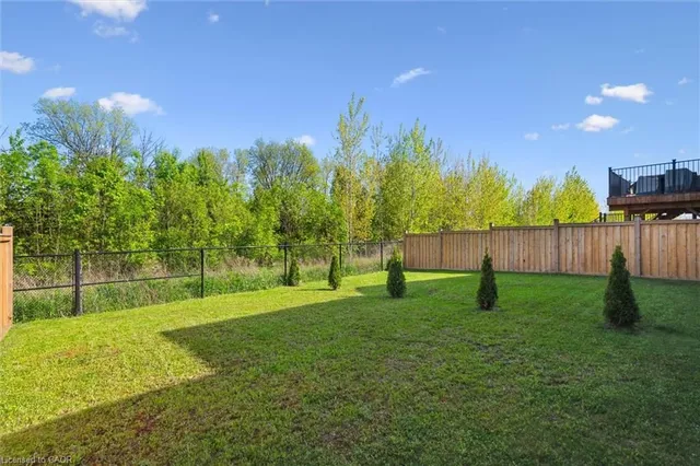 Additional image 33 of 29 Riverwalk Dr