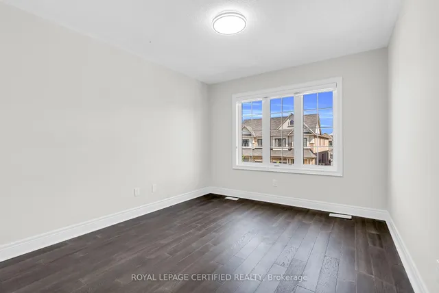 Additional image 34 of 61 Dunley Cres