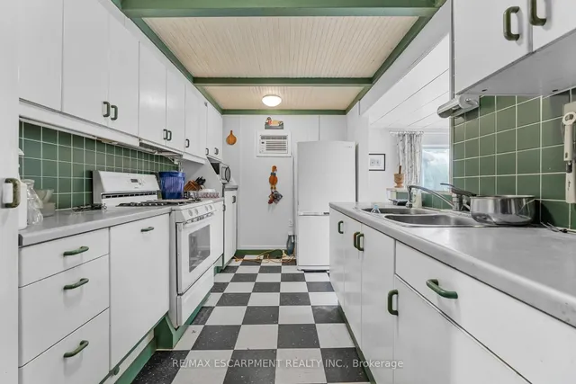 Additional image 17 of 614 Golf Club Rd