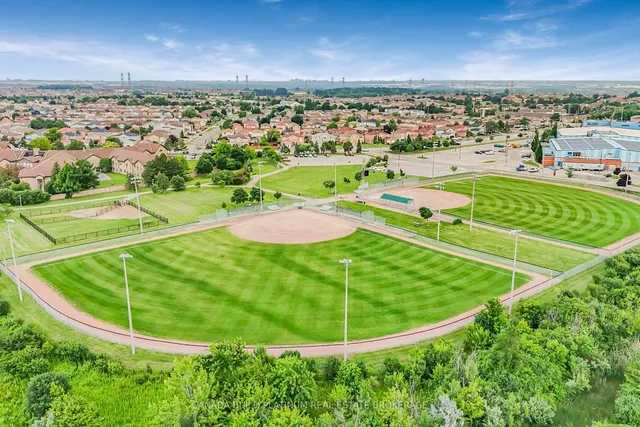 Additional image 12 of 71 Ravenswood Dr