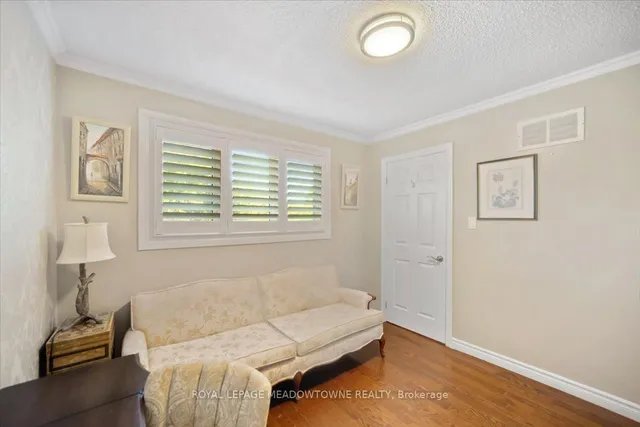 Additional image 19 of 836 Greycedar Cres