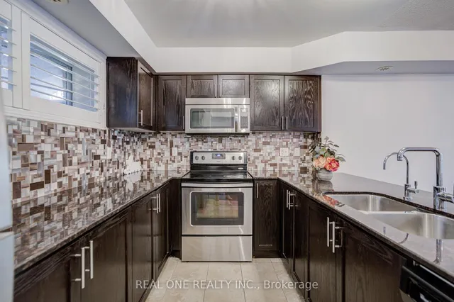 Additional image 14 of 2480 Post Rd Unit 29