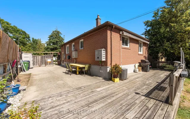 Additional image 36 of 24 Huntsmoor Rd