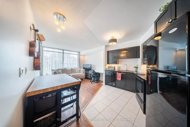 Additional image 9 of 18 Valley Woods Rd Unit 716