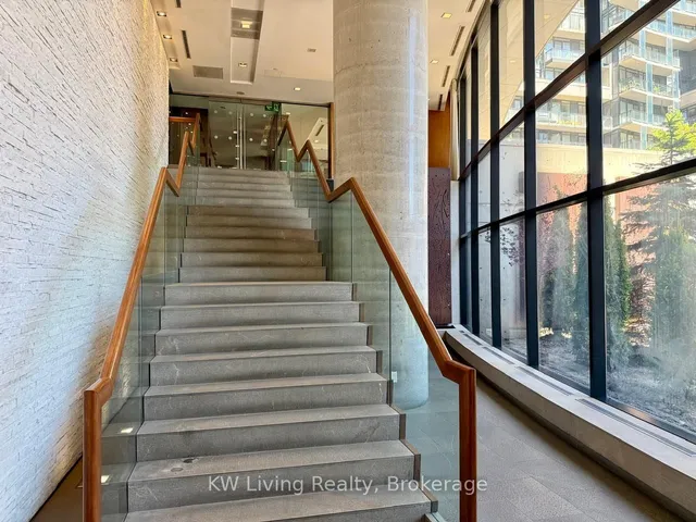 Additional image 14 of 25 Capreol Crt Unit 2002