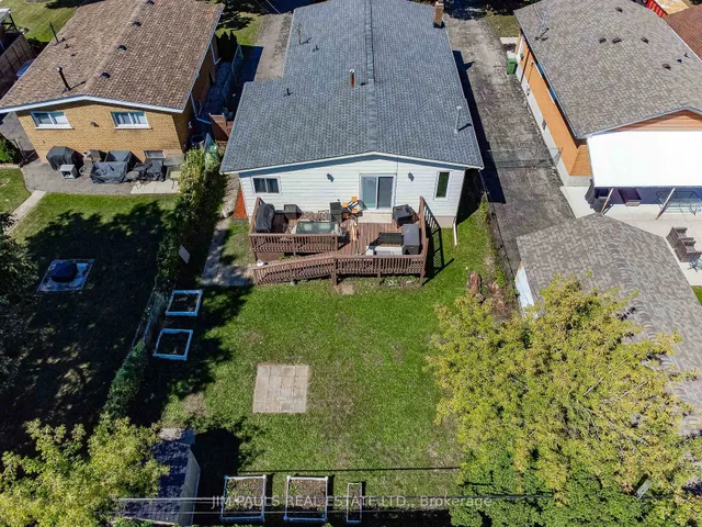 Additional image 31 of 67 Deschene Ave