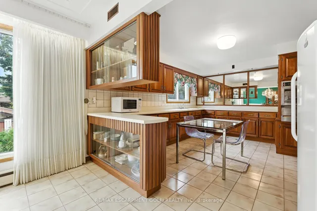 Additional image 13 of 16 Southill Dr