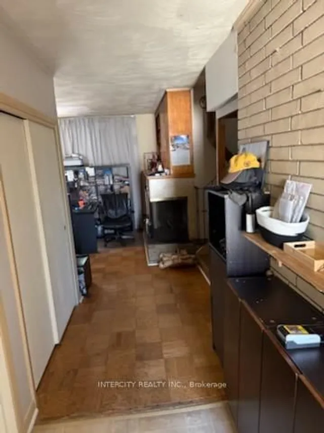 Additional image 3 of 63 Centre St