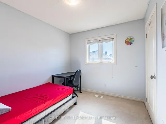 Additional image 16 of 674 Coach Dr