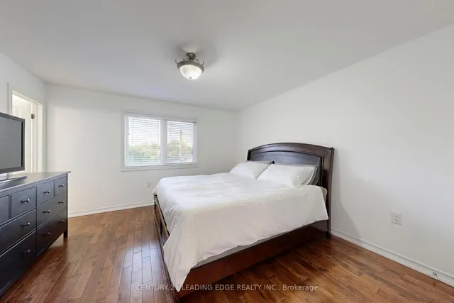 Additional image 25 of 12 Pringdale Gardens Circ