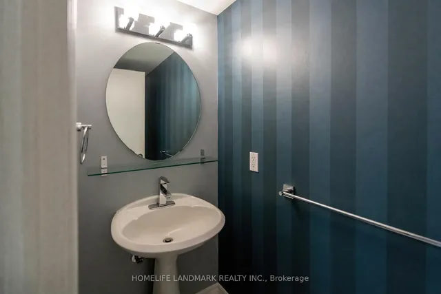 Additional image 9 of 71 Simcoe St Unit 1002