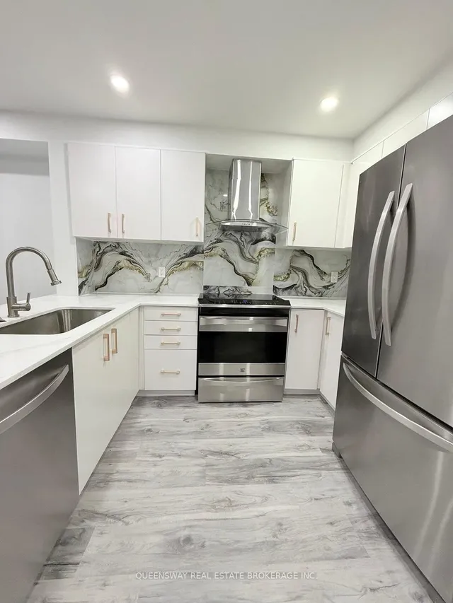 Additional image 10 of 12 Dandelion Rd