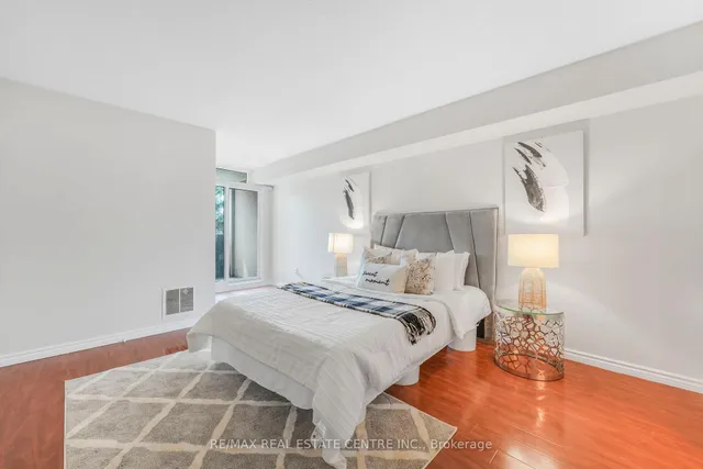 Additional image 28 of 3233 Eglinton Ave Unit 407