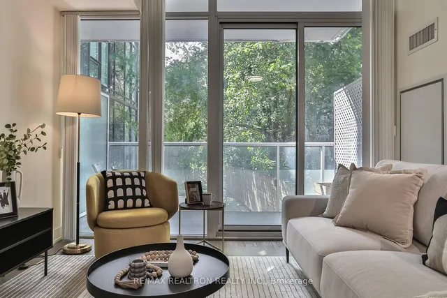 Additional image 20 of 3018 Yonge St Unit #204