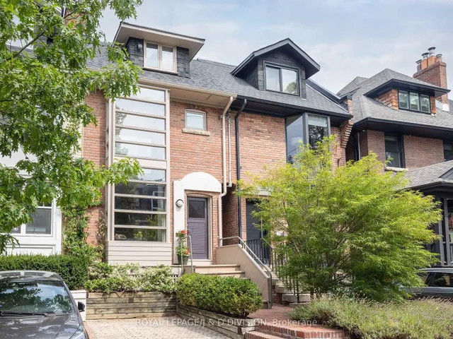 52 Balmoral Ave