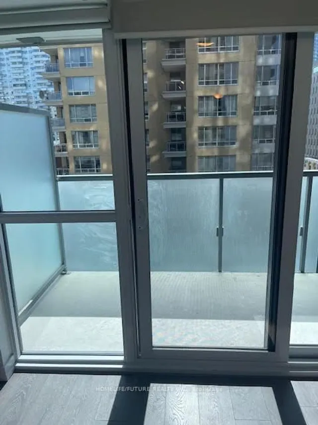 Additional image 14 of 125 Redpath Ave Unit 510