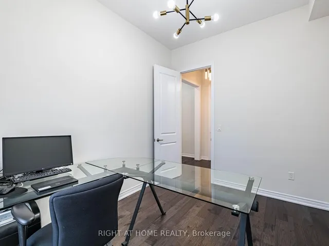 Additional image 22 of 16 Charing Cross Gate