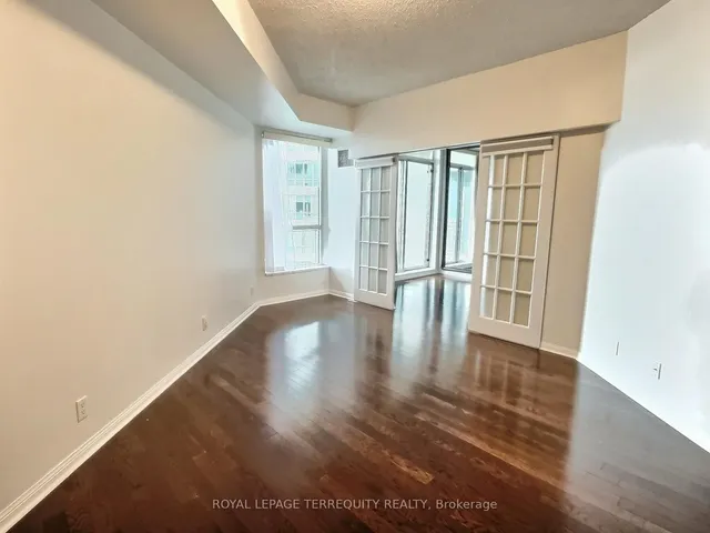 Additional image 14 of 228 Queens Quay Unit 1112