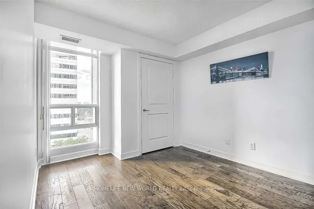 Additional image 15 of 31 Bales Ave Unit 1202